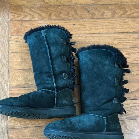UGG Black Bailey Bow Boots - Picture 11 of 12